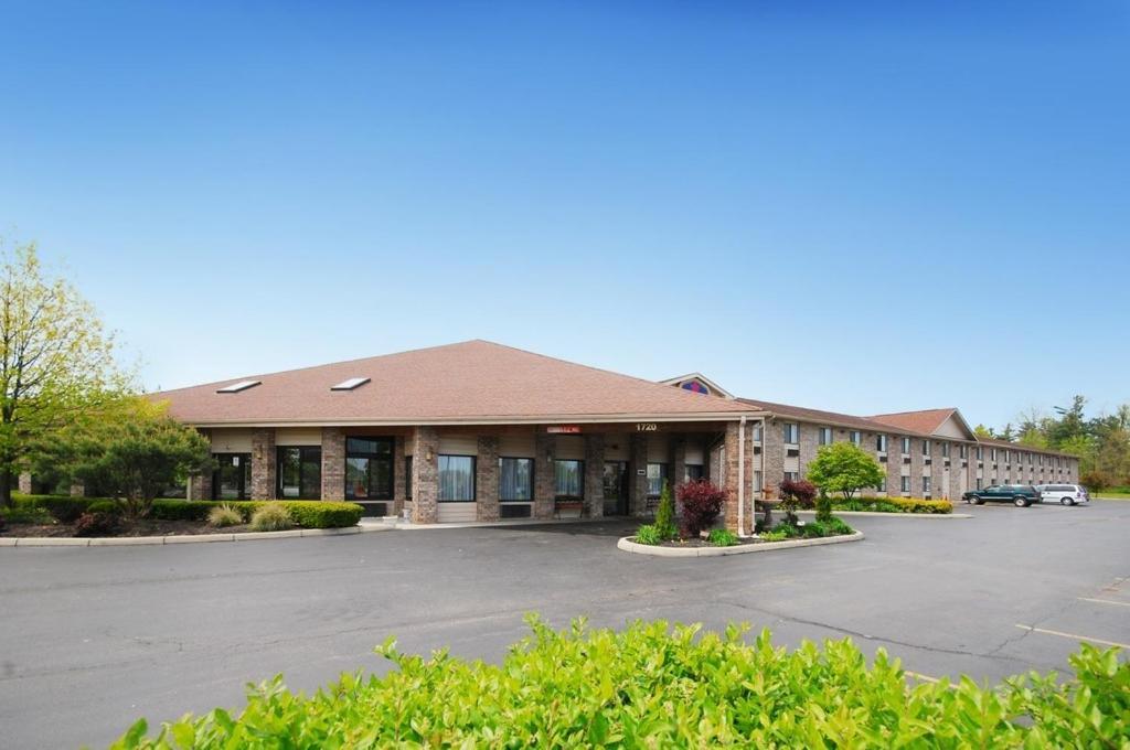 Baymont By Wyndham Delaware Hotell Eksteriør bilde